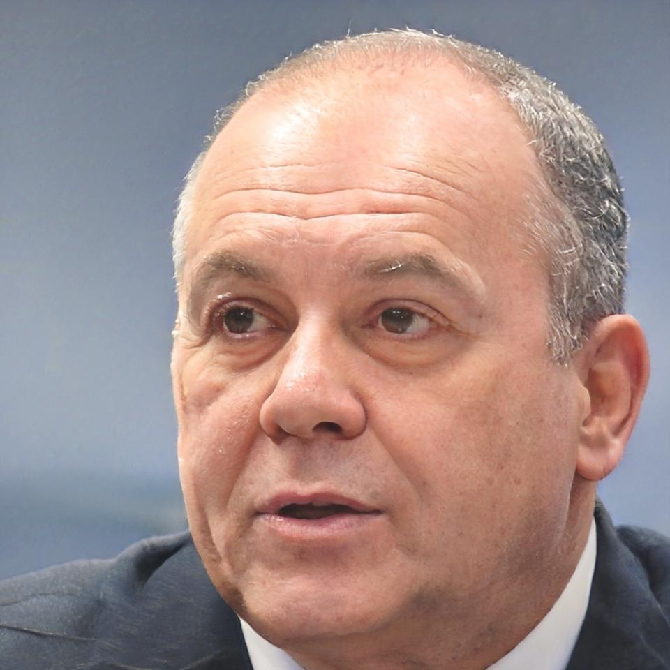 Wendelin Bartsch, Senior Finanzanalyst